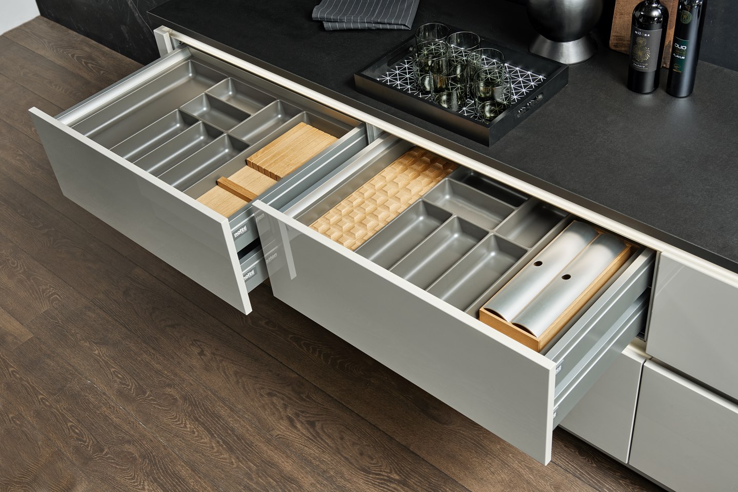 Kitchen interior accessories & kitchen organization | stage.nolte -kuechen.com