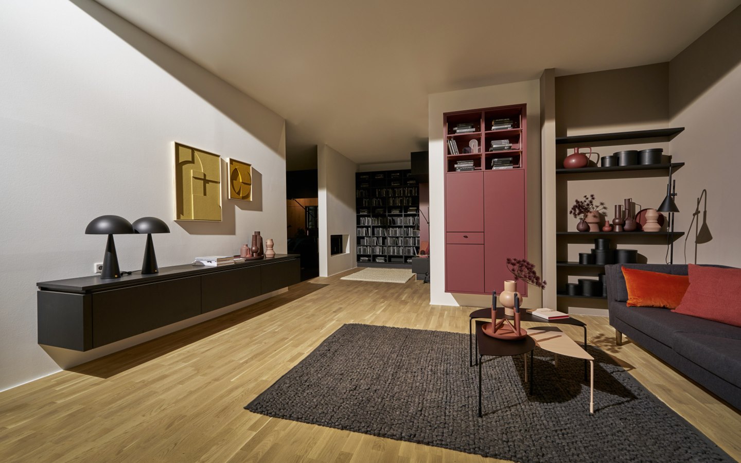 Nolte Living Manhattan Eiche Nero & Softlack Hennarot Header