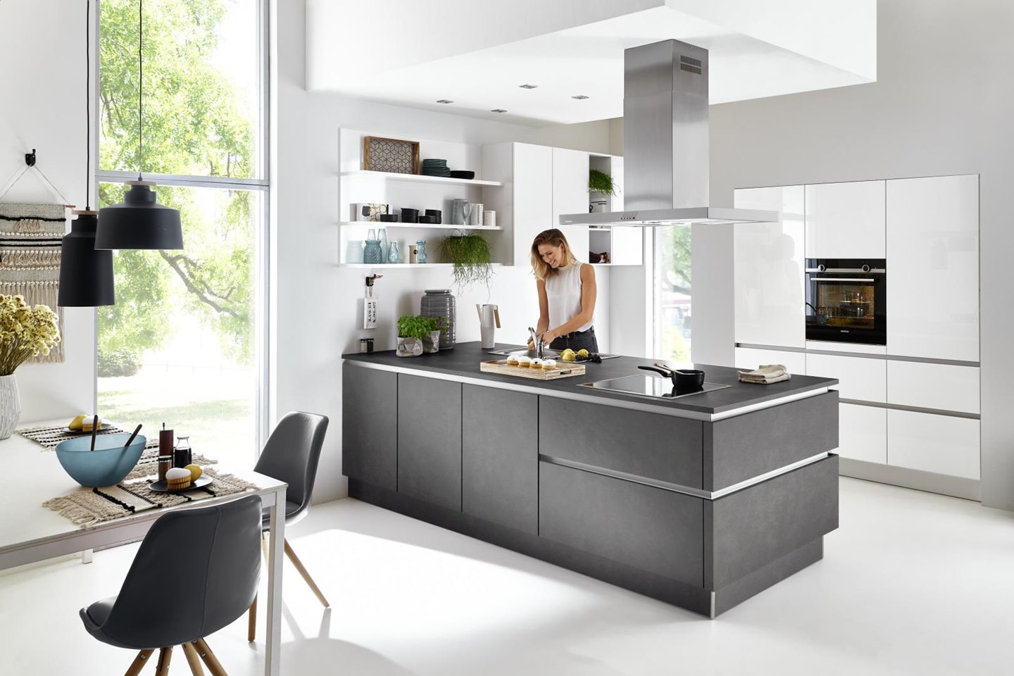 METAL steel grey + LUX high-gloss white